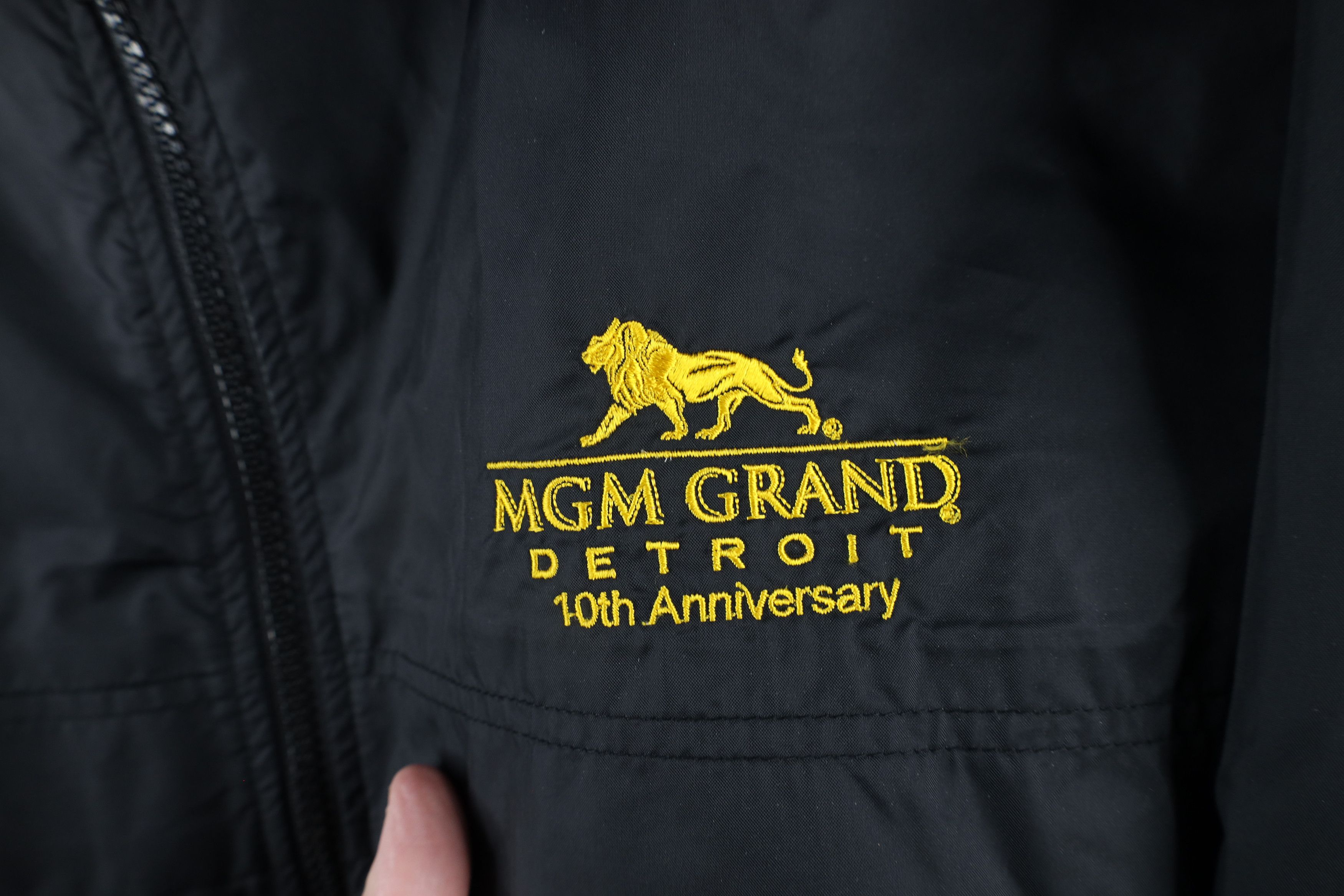 Vintage Vintage Y2K Streetwear Grand Casino Detroit Hooded Jacket Size US XL / EU 56 / 4 - 4 Thumbnail