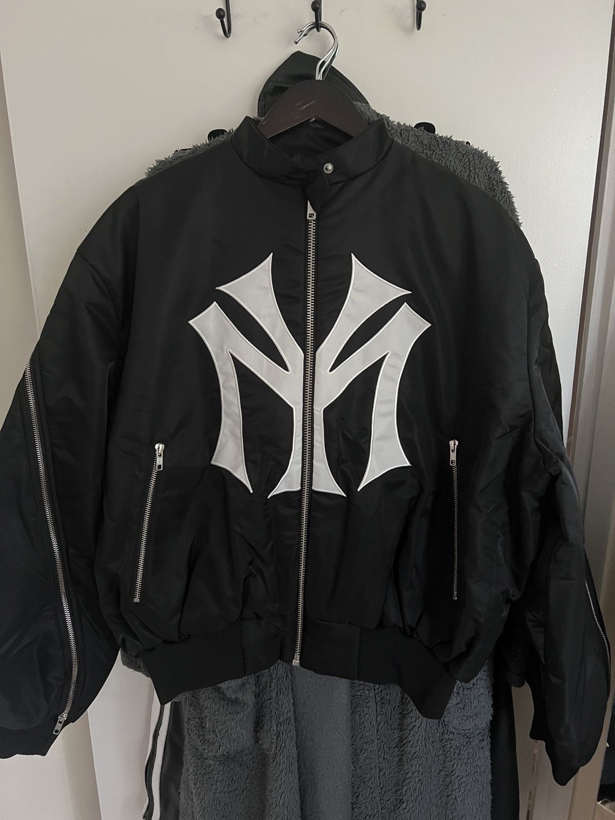 Mowalola MOWALOLA BOMBER | Grailed