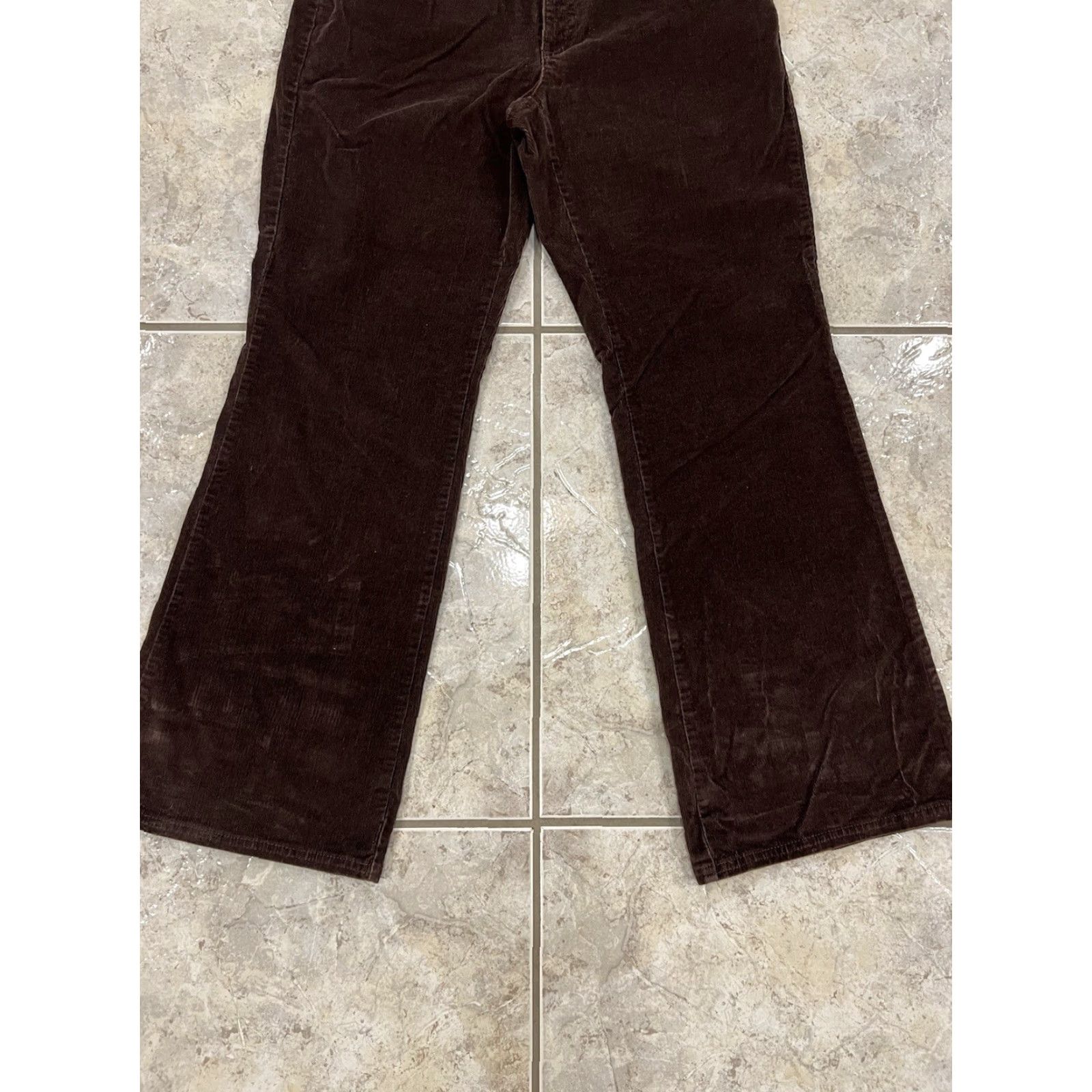 Dockers Womens DOCKERS Pants Bootcut Corduroy Brown 8 SHORT Inseam 29in Flat Front Pockets Slimming Stretch Casual Vintage: No? Size 30" / US 8 / IT 44 - 3 Thumbnail