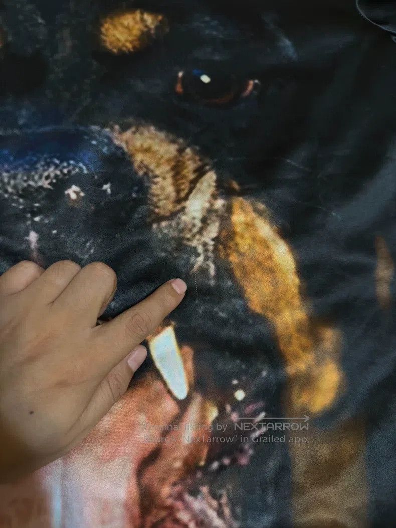 Givenchy Givenchy Silk Big Dog Short-Sleeve Shirt Size US M / EU 48-50 / 2 - 3 Thumbnail