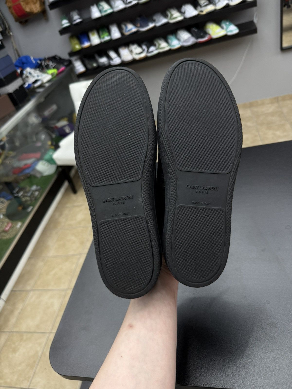 Saint Laurent Paris Saint Laurent Court Classic SL 10 Low Perforated Black 10 US Size US 10 / EU 43 - 18 Thumbnail