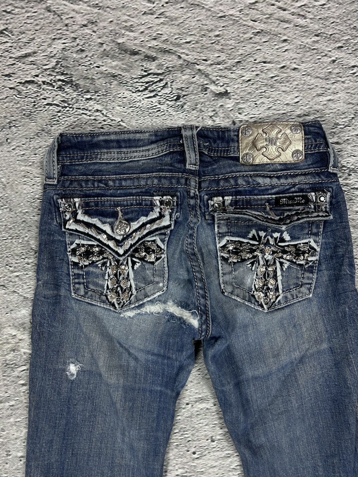 Miss Me Miss Me flared bootcut white stitching denim vintage y2k Size 26" / US 2 / IT 38 - 2 Thumbnail