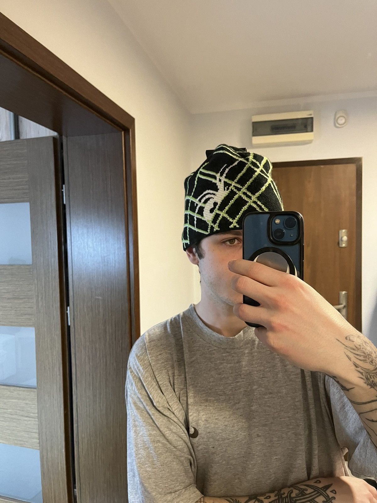 Other Spyder dswt beanie hat web spider black green y2k style Size ONE SIZE - 3 Thumbnail