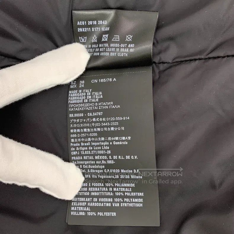 Prada Prada Black hooded zipper long-sleeved down jacket Size XS / US 0-2 / IT 36-38 - 7 Thumbnail