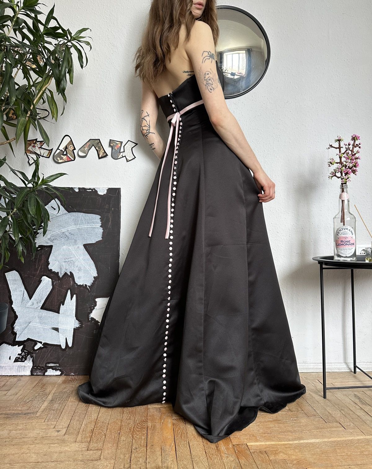 vintage designer evening dresses Looking For Vintage Wedding Dresses? Moda Operandi's New Offering Is a  Fashion Bride's Dream