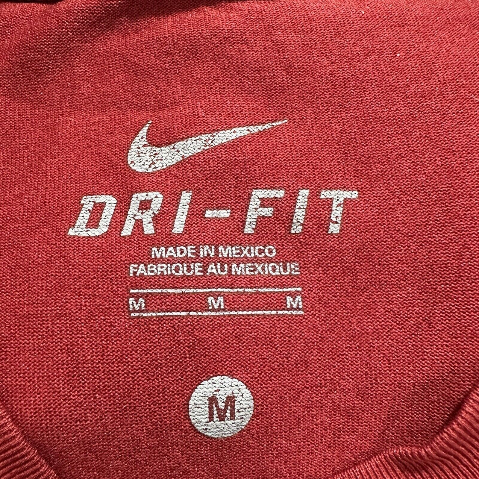 Nike Nike Dri Fit Medium Red Athletic T Shirt Swoosh Logo Size US M / EU 48-50 / 2 - 3 Thumbnail