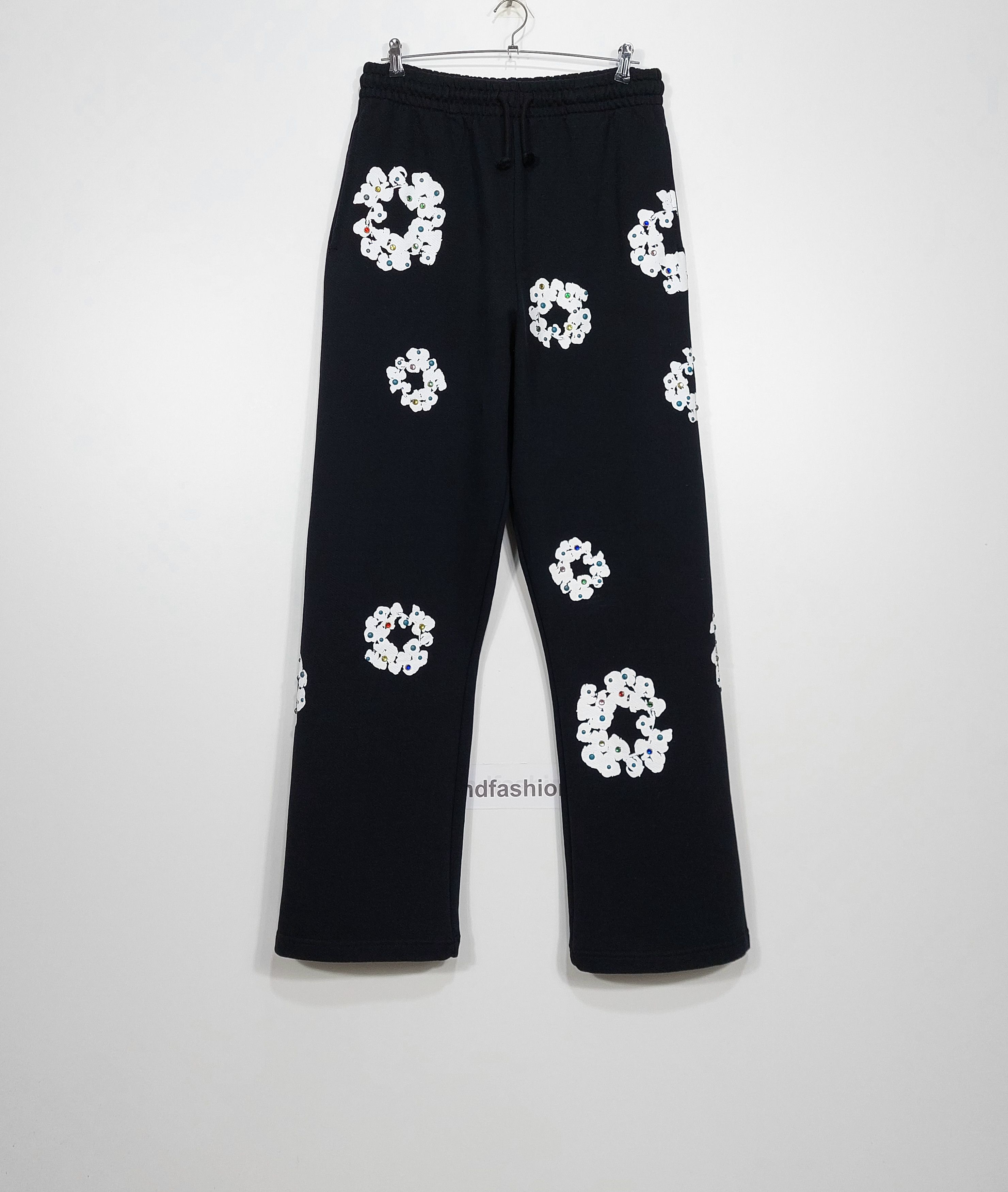 DENIM TEARS wreath rhinestone sweatpants - black M Size US 32 / EU 48 - 1 Thumbnail