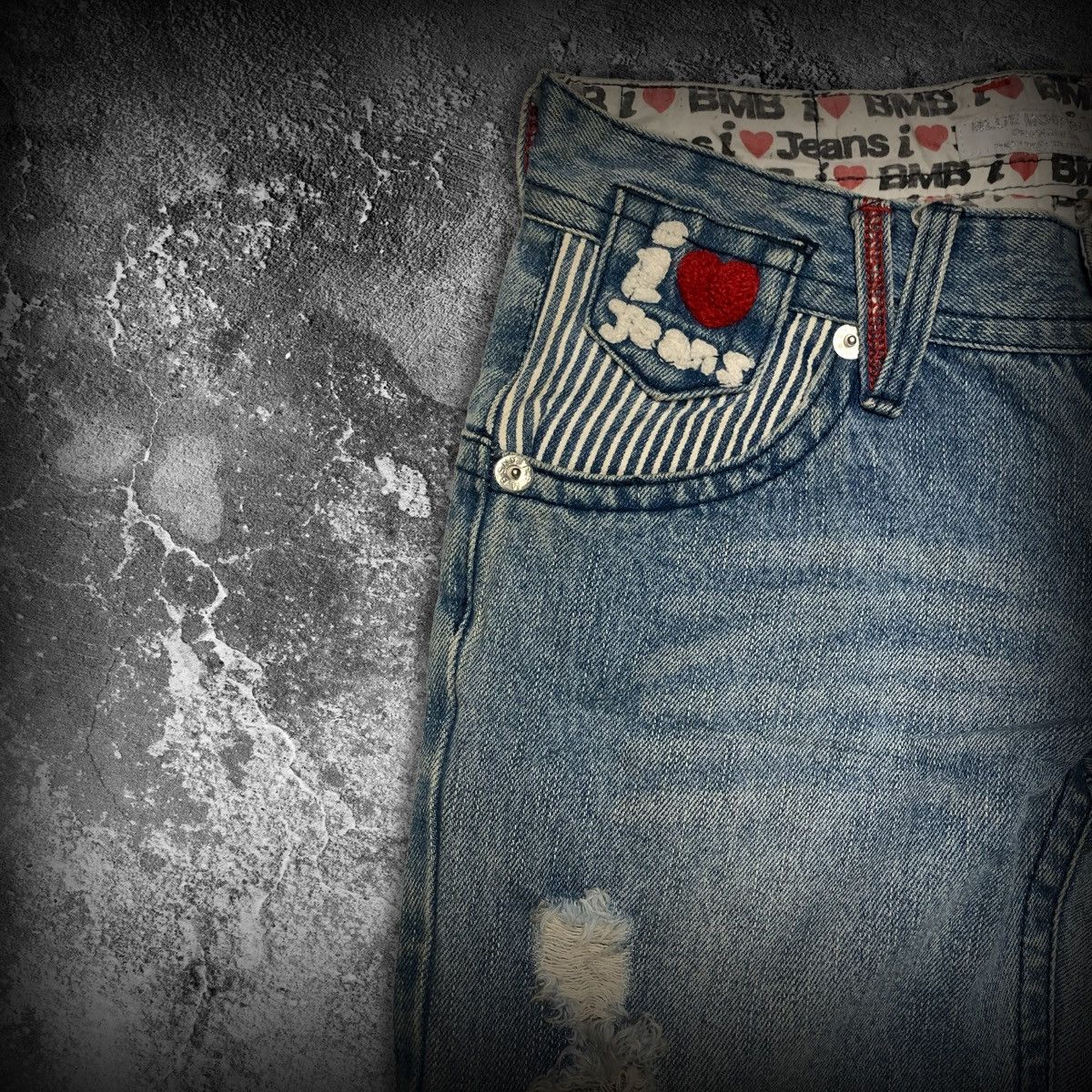 Blue Blue Japan Blue Moon Blue BMB Heart Logo Denim Jeans Y2K Distressed Size 26" / US 2 / IT 38 - 2 Thumbnail
