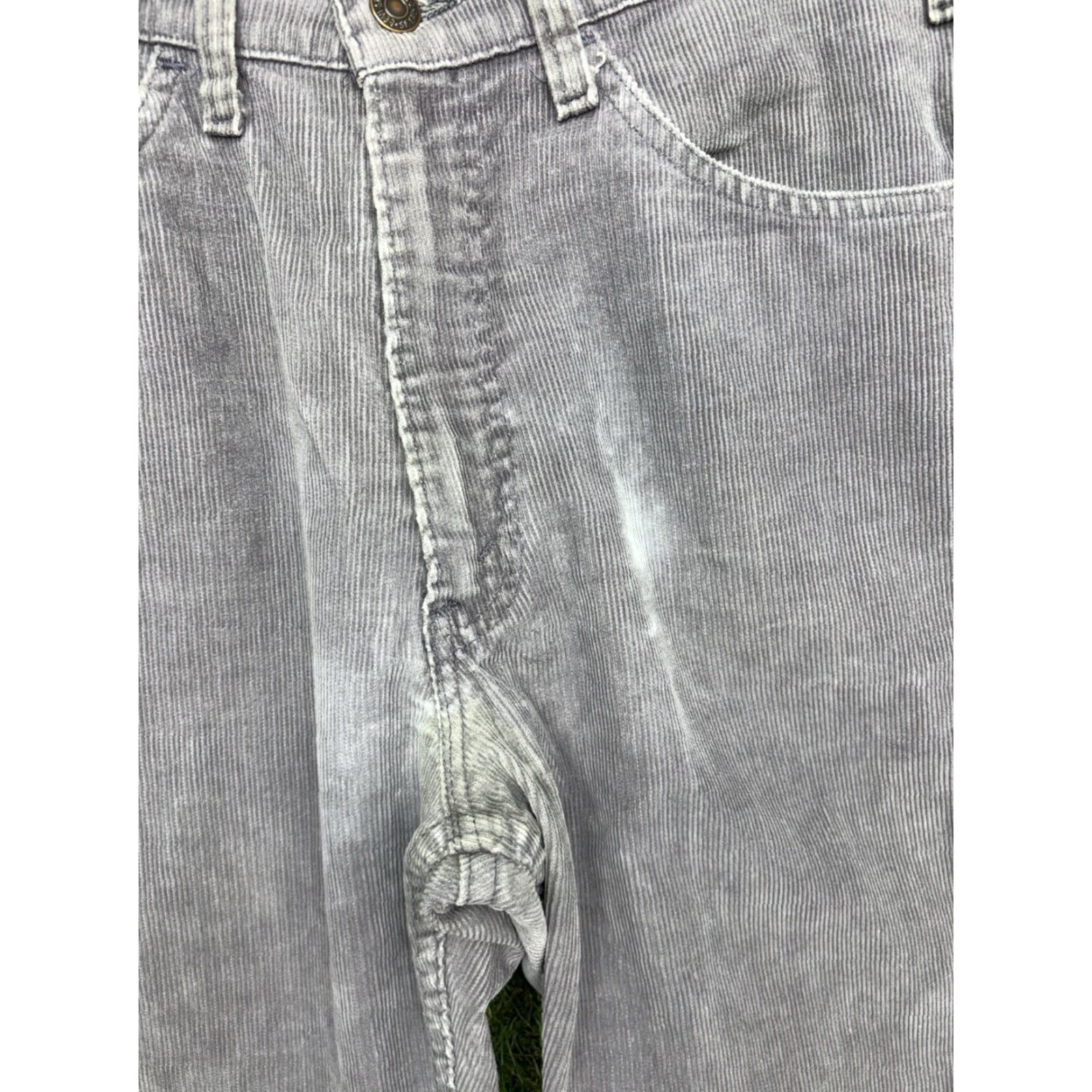 Levi's VINTAGE Levi's 519 Jeans 32x32 Gray Corduroy Pants 519 White Tab USA Made 80s Mens Jeans Size US 32 / EU 48 - 6 Thumbnail