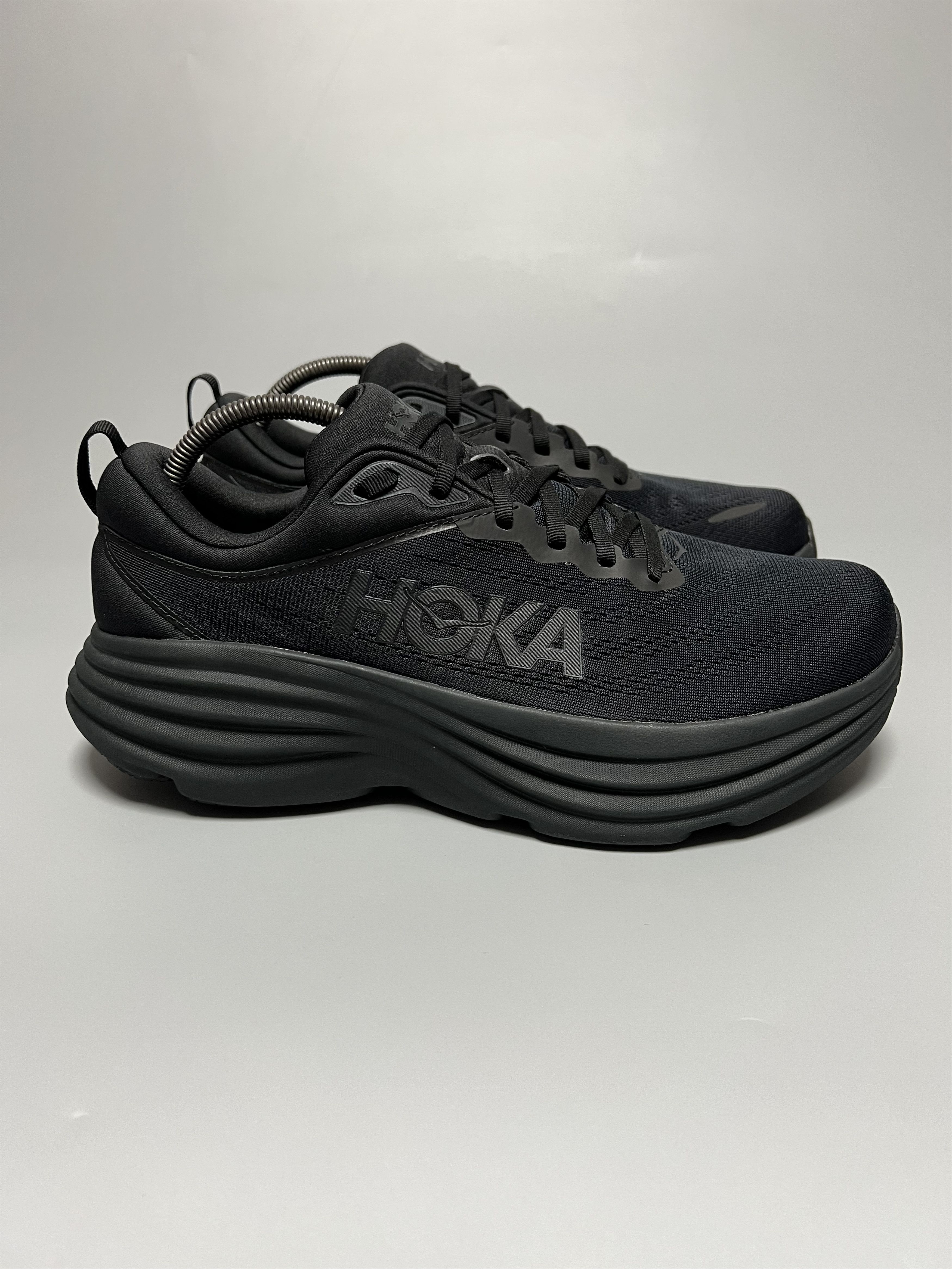 10 4E Hoka One One Bondi 8 X-Wide Running Shoes 1127955-Bblc in Black, Men's