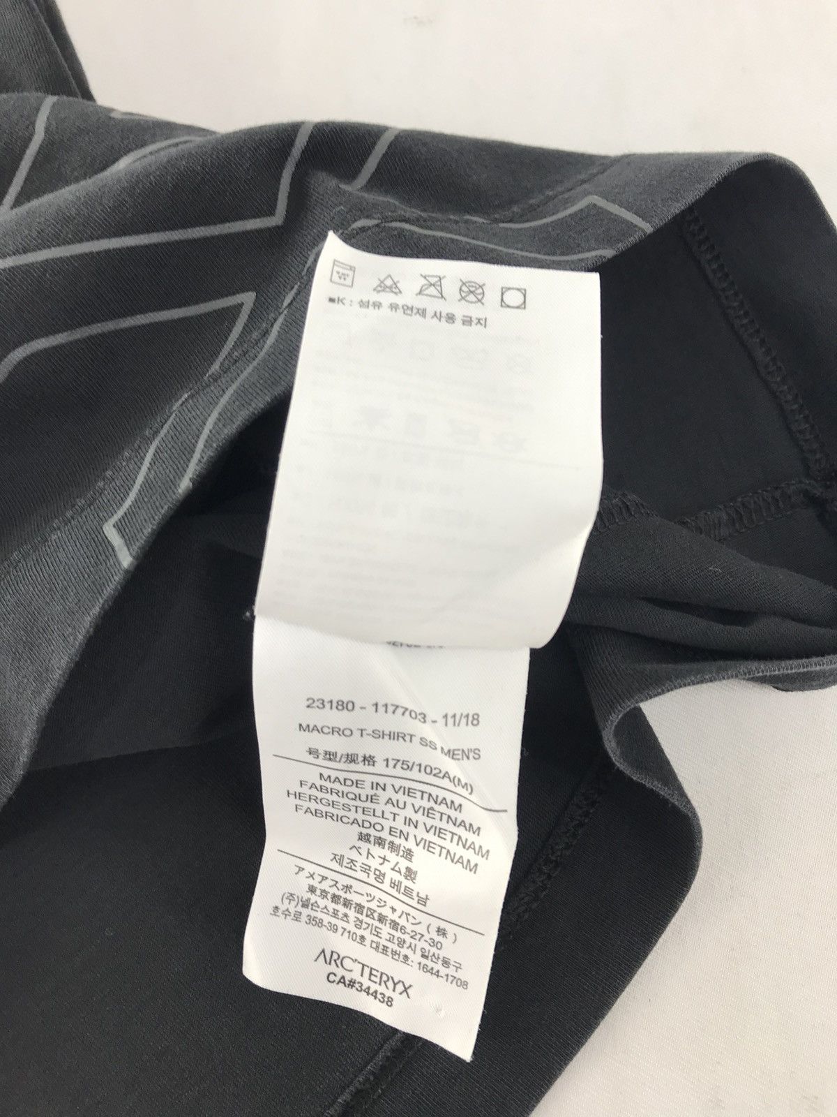 Arc'teryx Hype Arc’teryx Black Lettering Printed Black Tee T-shirt Size US L / EU 52-54 / 3 - 7 Thumbnail