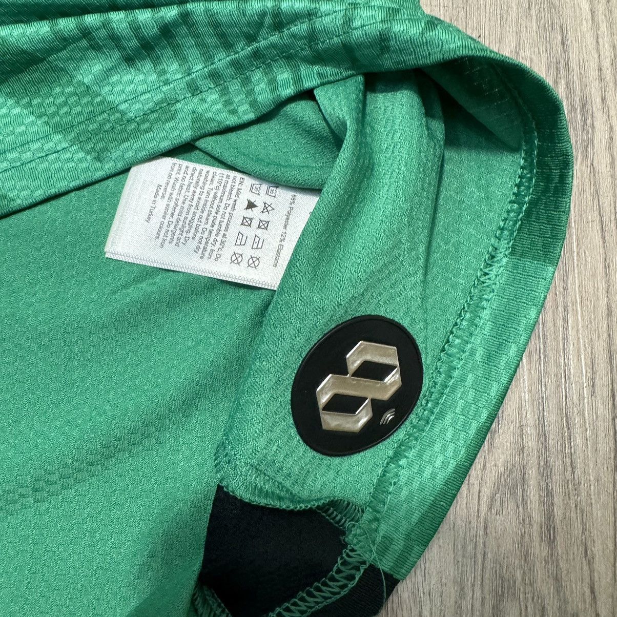 Castore Newcastle 23/24 march issued/worn shirt #6 Lascelles Size US L / EU 52-54 / 3 - 8 Thumbnail