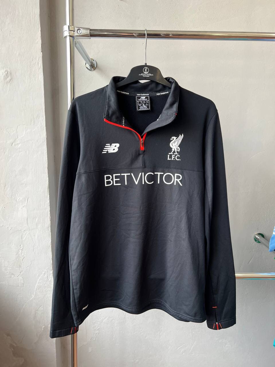 New Balance 2016/17 LIVERPOOL FC TRAINING SOCCER FOOTBALL ZIP LONG SLEEV Size US XL / EU 56 / 4 - 2 Thumbnail