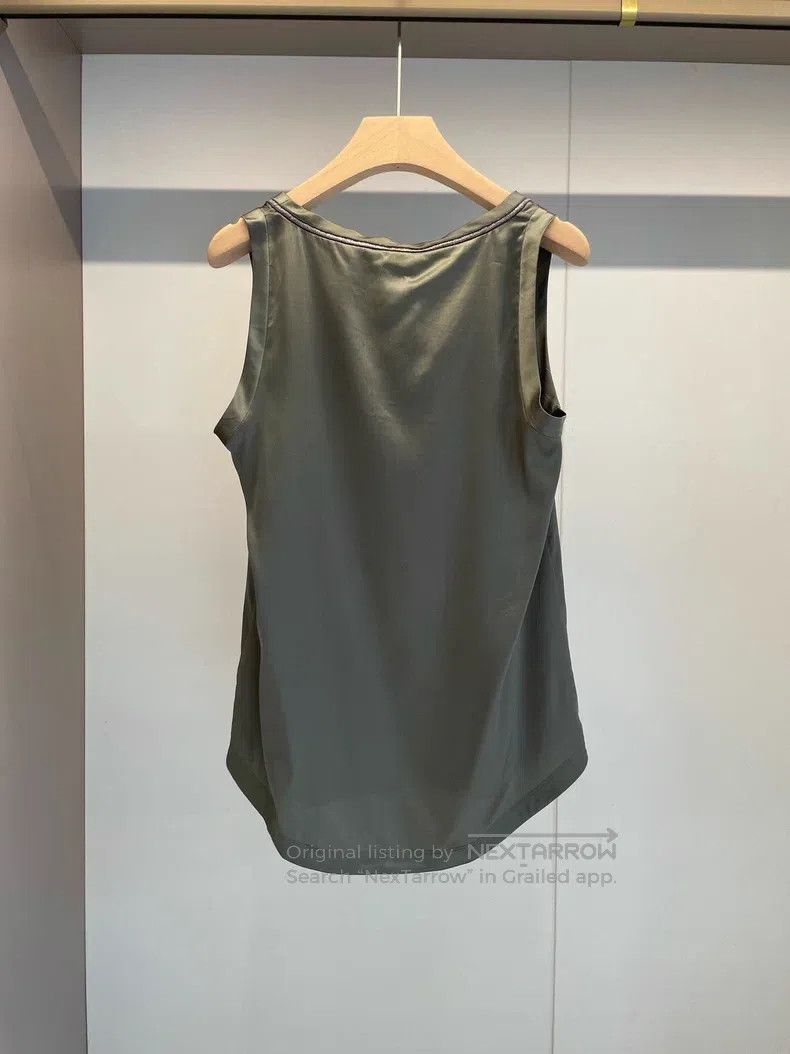Brunello Cucinelli Brunello Cucinelli Green silk sleeveless vest Size M / US 6-8 / IT 42-44 - 2 Thumbnail