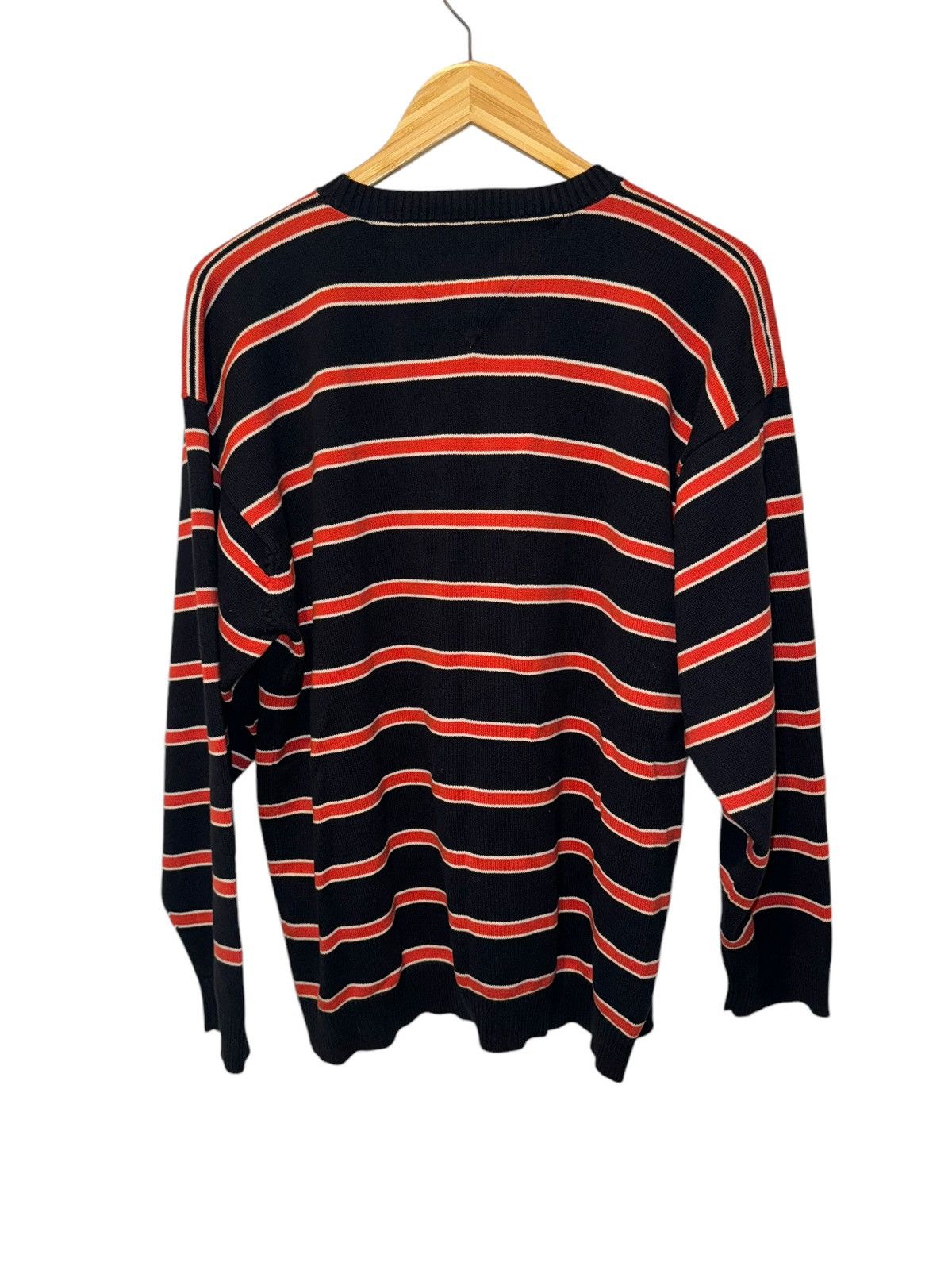 Tommy Hilfiger × Vintage Vintage Tommy Hilfiger Crest Logo Striped Sweater Pullover L Size US L / EU 52-54 / 3 - 2 Thumbnail