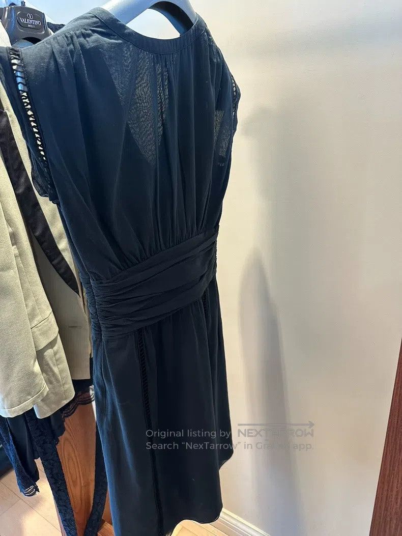 Valentino Valentino dress Size M / US 6-8 / IT 42-44 - 3 Thumbnail