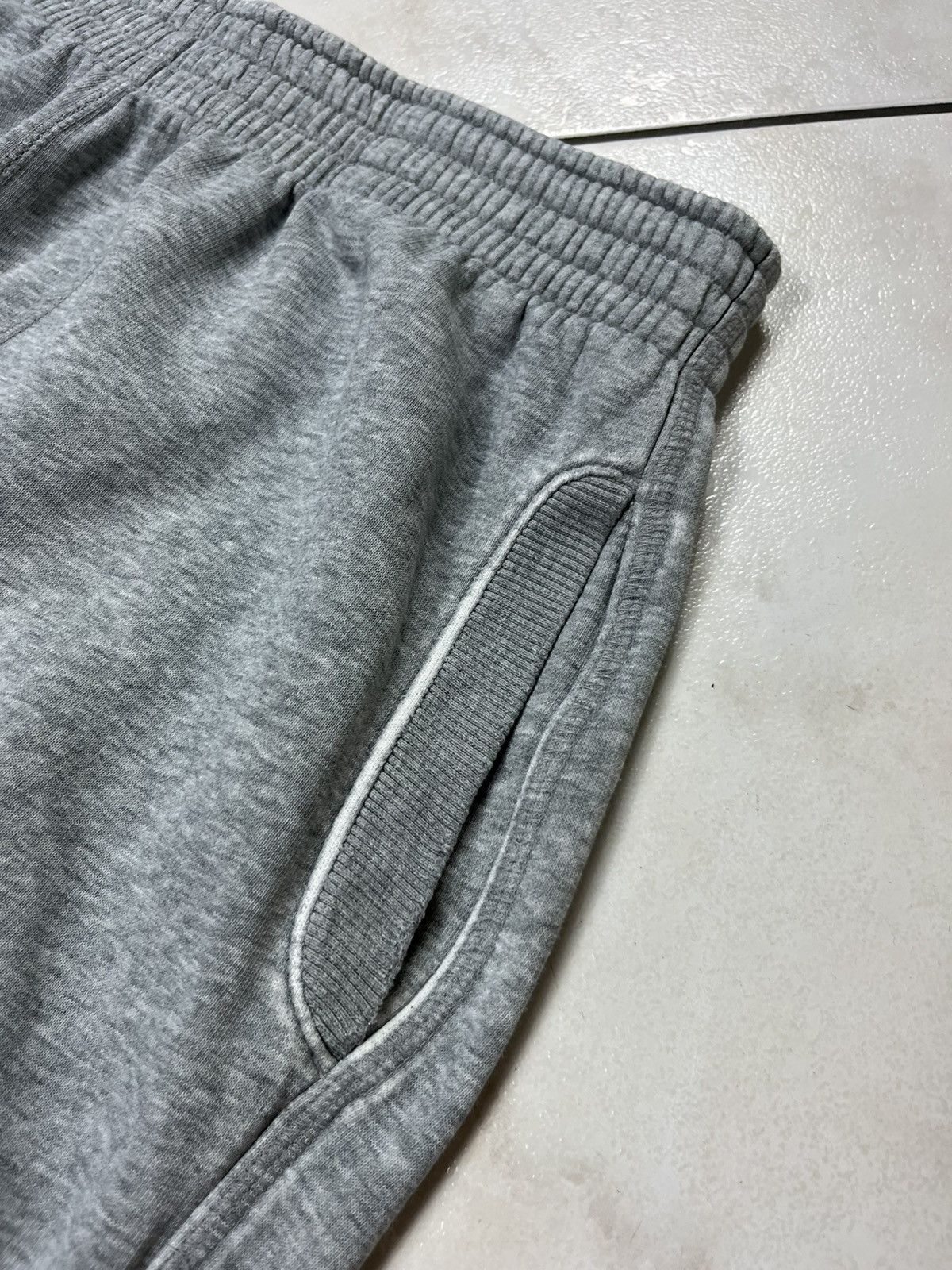 Jordan Brand × Nike × Vintage Vintage Jordan nike y2k baggy sweatpants knee logo retro Size US 36 / EU 52 - 8 Thumbnail
