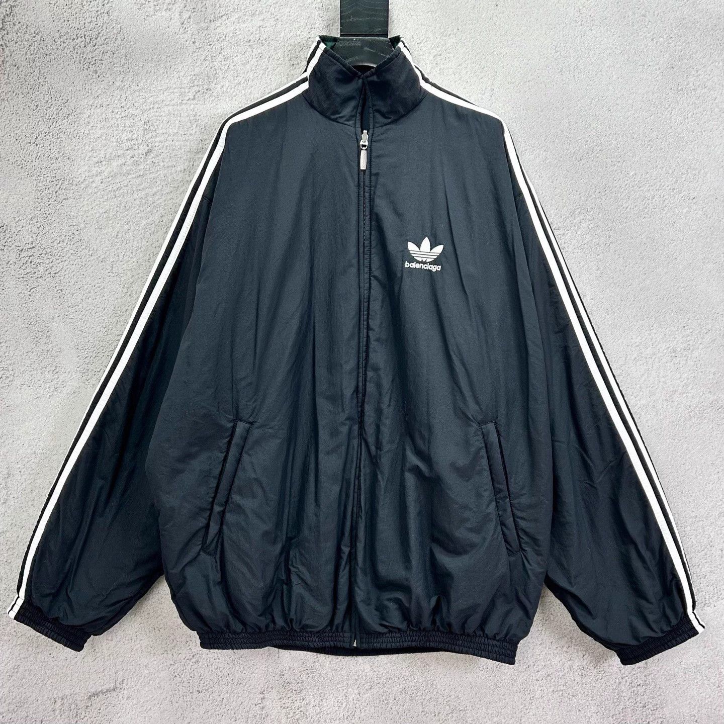 Balenciaga Balenciaga x adidas 2-in-1 casual cotton jacket size 2 Size US M / EU 48-50 / 2 - 1 Thumbnail