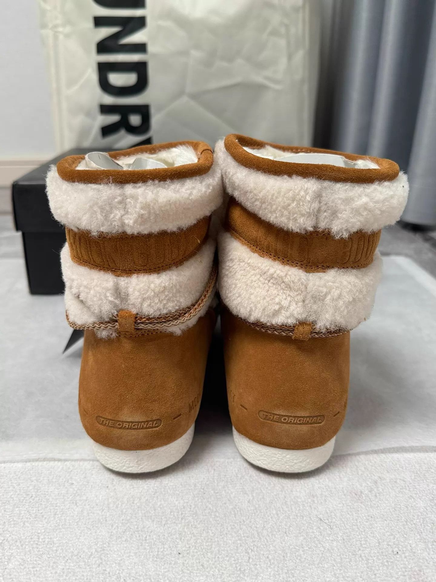 Moon Boot Moon Boot Far Side Low 38 Whiskey Snow Boots Size US 7.5 / IT 37.5 - 4 Thumbnail