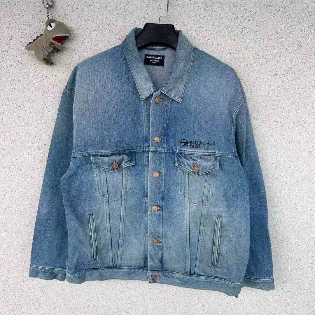 Balenciaga Balenciaga Boomerang Denim Jacket Size US M / EU 48-50 / 2 - 1 Thumbnail