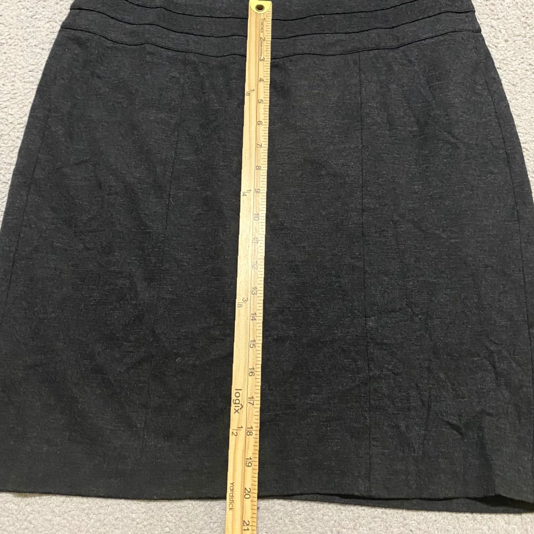 Vintage CAbi Skirt Women 12 Gray Pencil Straight Knee Length Nylon Rayon Miranda Knit Vintage No Size 34" / US 12 / IT 48 - 2 Thumbnail