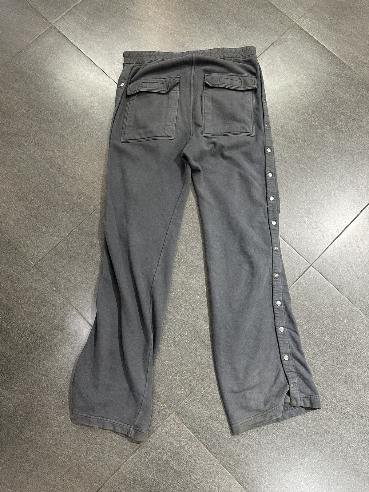 Rick Owens Drkshdw Rick Owens DRKSHDW Wide Pusher Drawstring Button Size US 31 - 2 Thumbnail