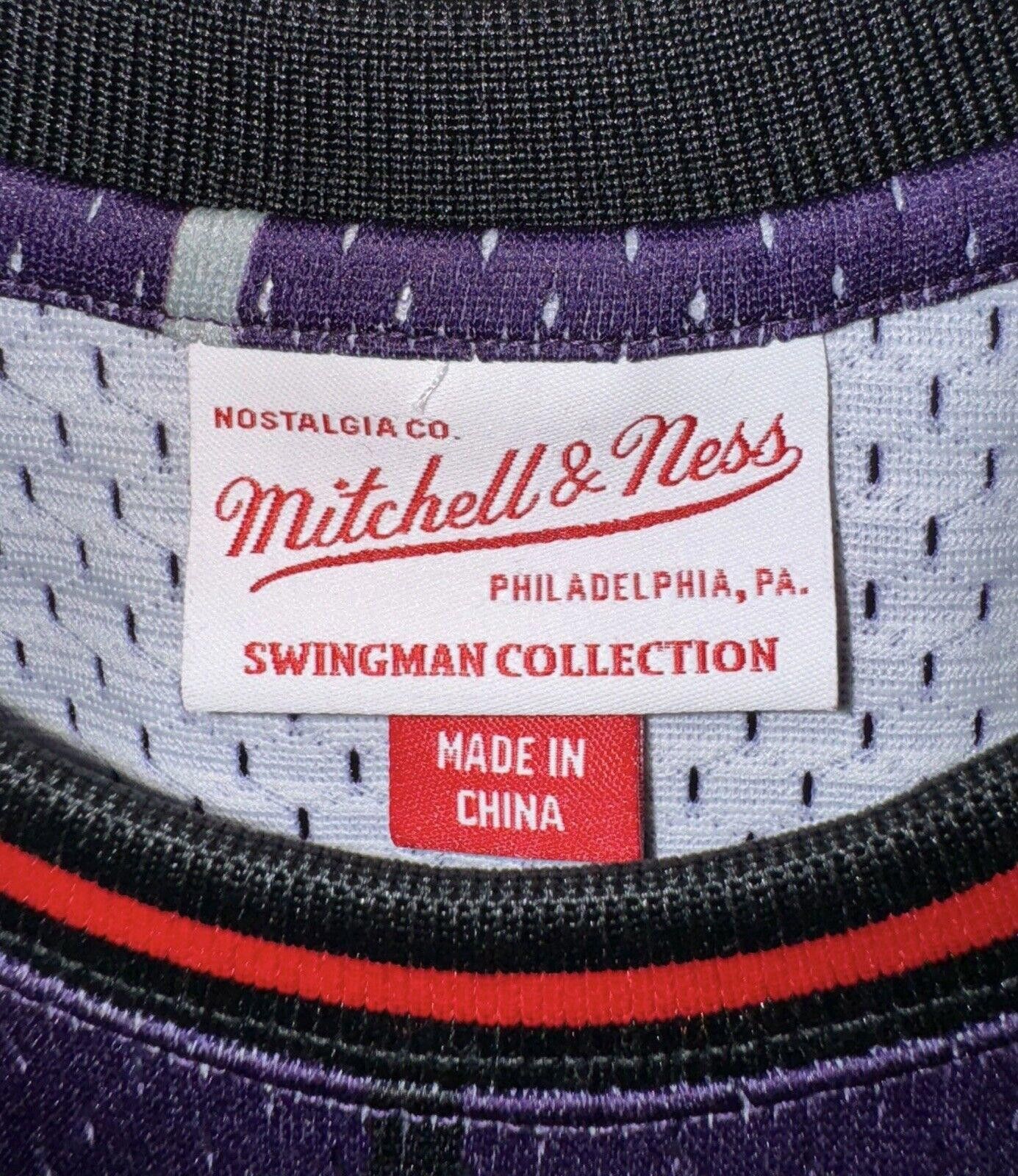 Mitchell & Ness Mitchell & Ness Toronto Raptors Vince Carter Jersey Sz M Size ONE SIZE - 8 Thumbnail