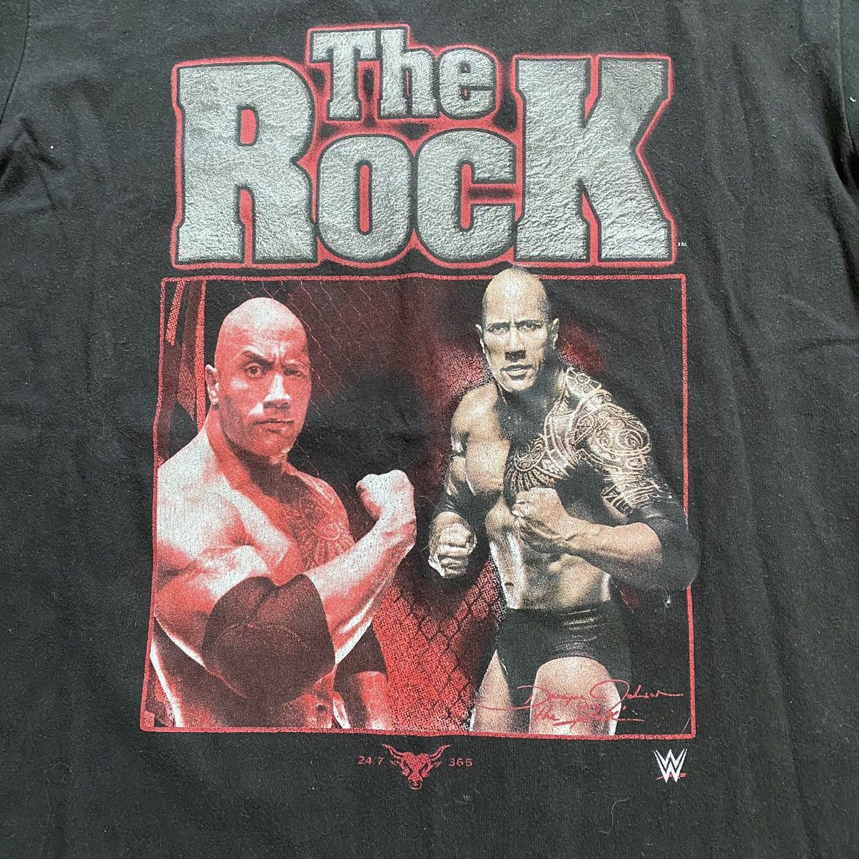 WWE WWE Y2K THE ROCK BULL BIG PRINT T SHIRT Size US M / EU 48-50 / 2 - 2 Thumbnail