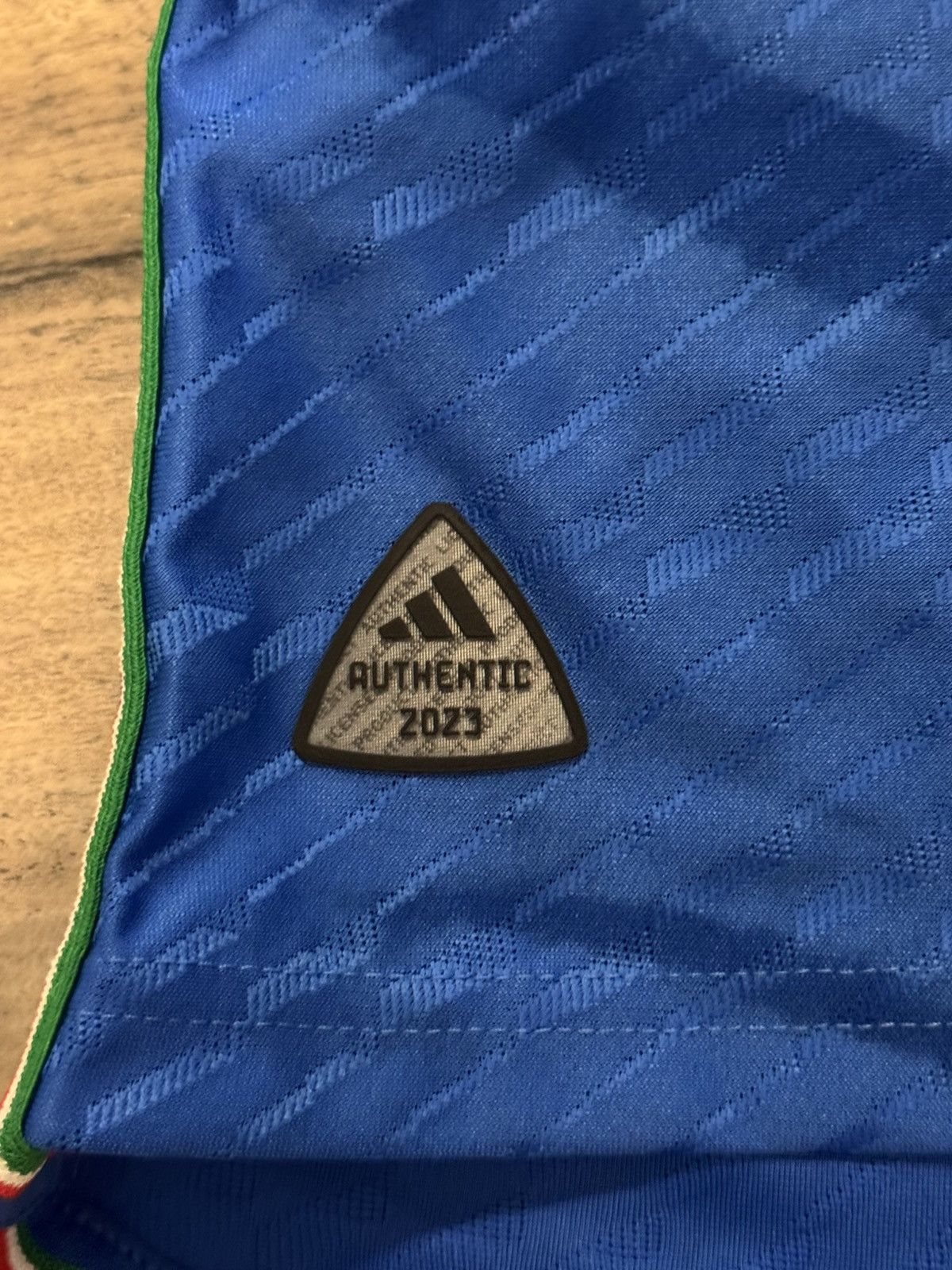 Adidas Adidas 23/24 Authentic Home Kit Size US S / EU 44-46 / 1 - 2 Thumbnail