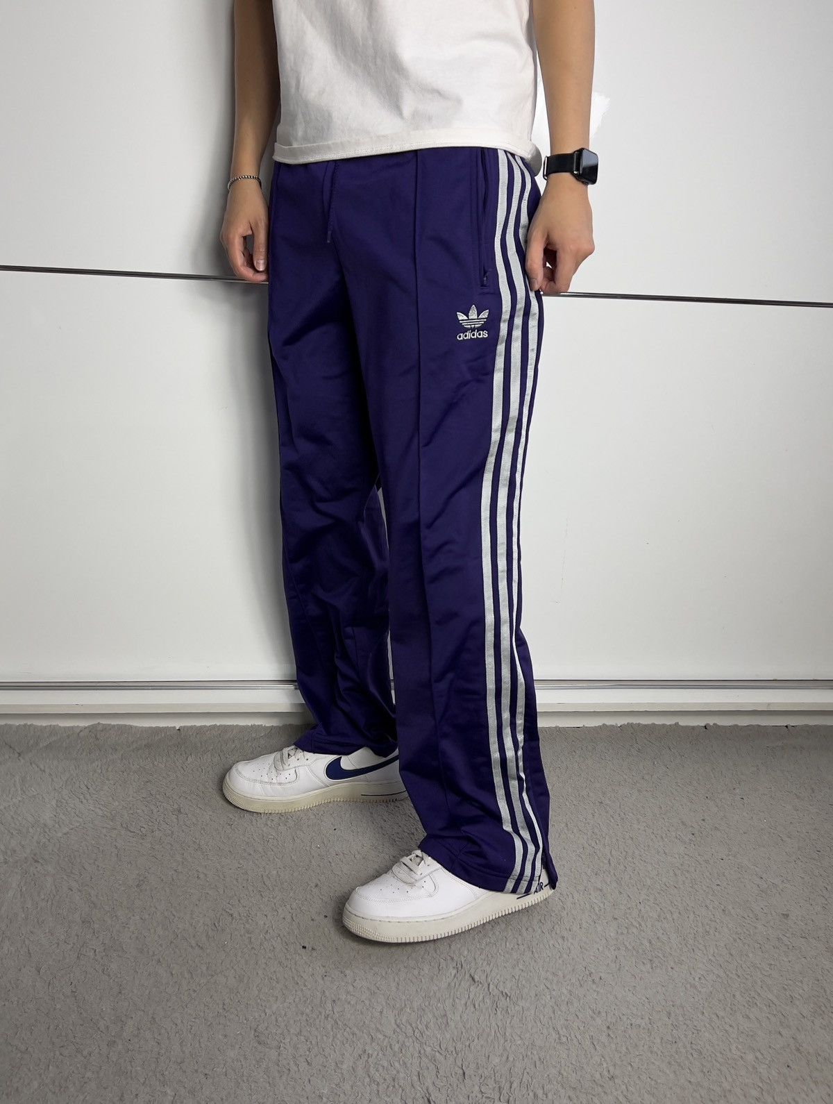 Adidas Unisex Pants Adidas Stripes Purple Vintage Y2K Size US 34 / EU 50 - 1 Thumbnail