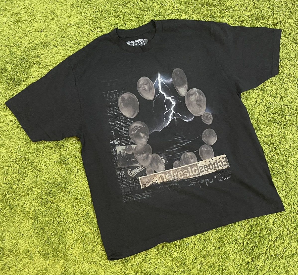 Travis Scott TRAVIS SCOTT CIRCUS MAXIMUS UTOPIA MERCH WHITE SHIRT SIZE L Size US L / EU 52-54 / 3 - 1 Thumbnail