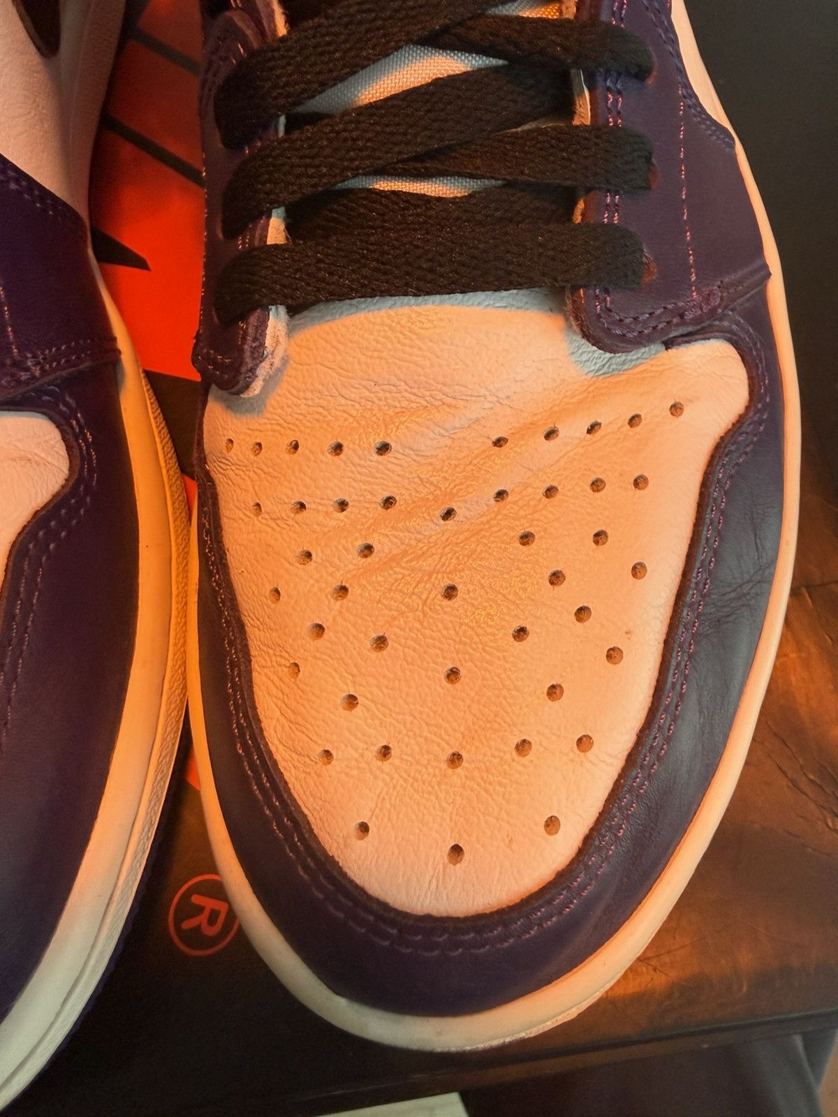Jordan Brand Jordan 1 court purple Size US 10 / EU 43 - 13 Thumbnail
