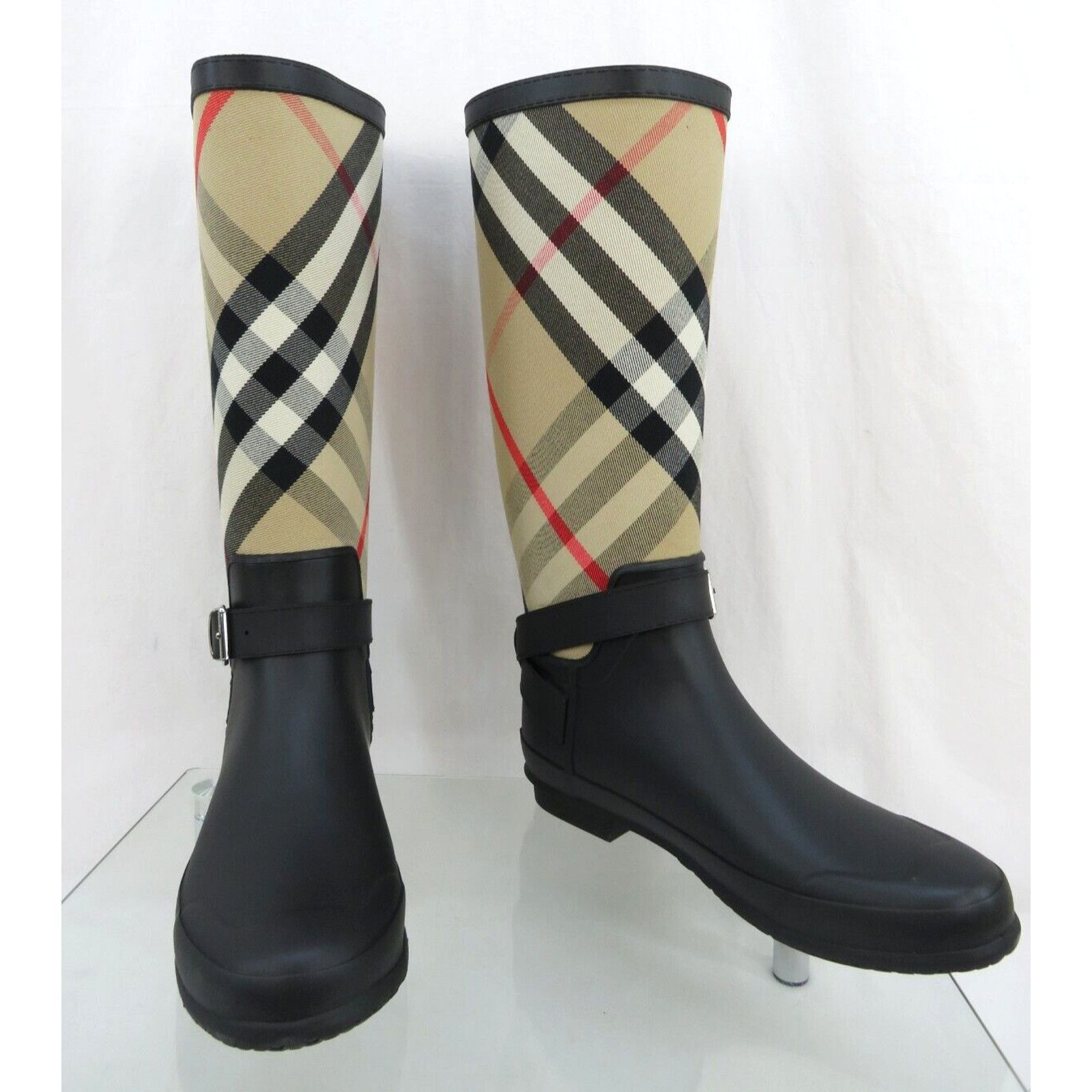 Burberry BURBERRY SIMEON BLACK RUBBER CHECK RAIN BOOTS US 7 EU 37 Size US 7 / IT 37 - 9 Thumbnail