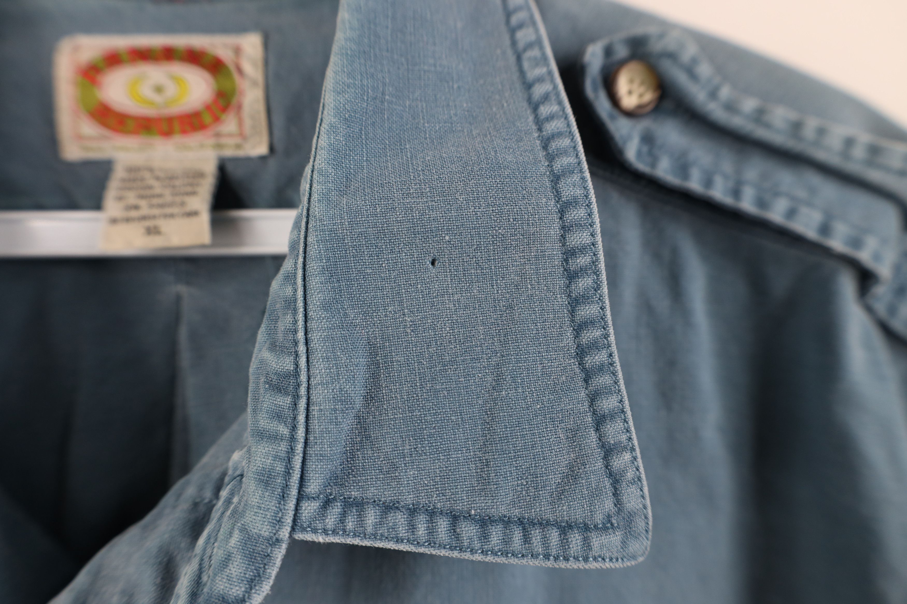 Banana Republic Vintage 80s Banana Republic Stonewash Safari Button Shirt Size US XL / EU 56 / 4 - 4 Thumbnail
