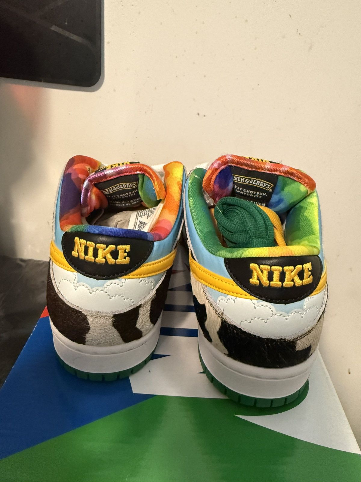 Nike Nike SB Dunk Low Ben & Jerry's Chunky Dunky Size US 8 / EU 41 - 5 Thumbnail