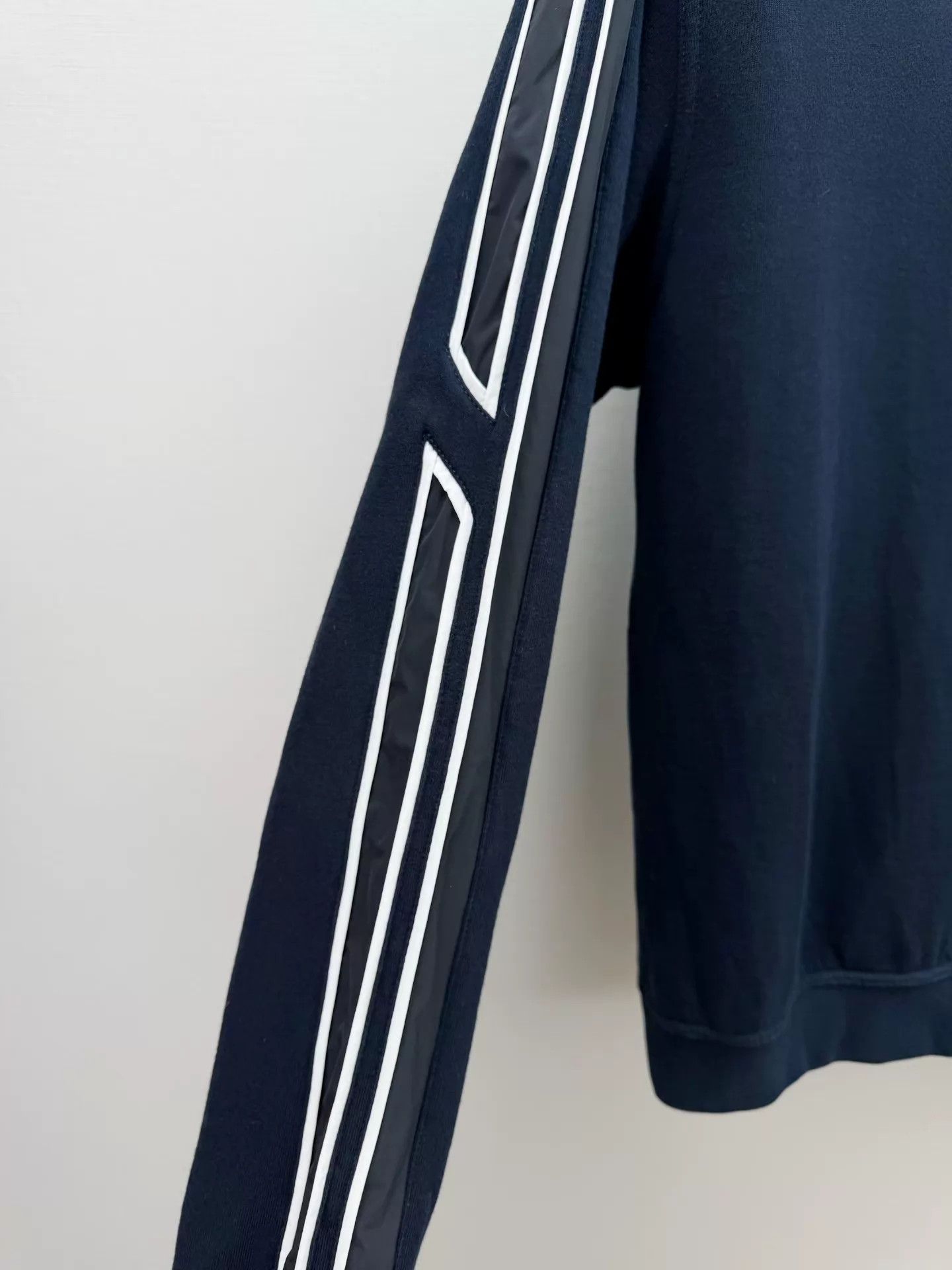 Hermes Hermes Regular Fleece Sweatshirt M Authentic 1x Worn Size M / US 6-8 / IT 42-44 - 4 Thumbnail