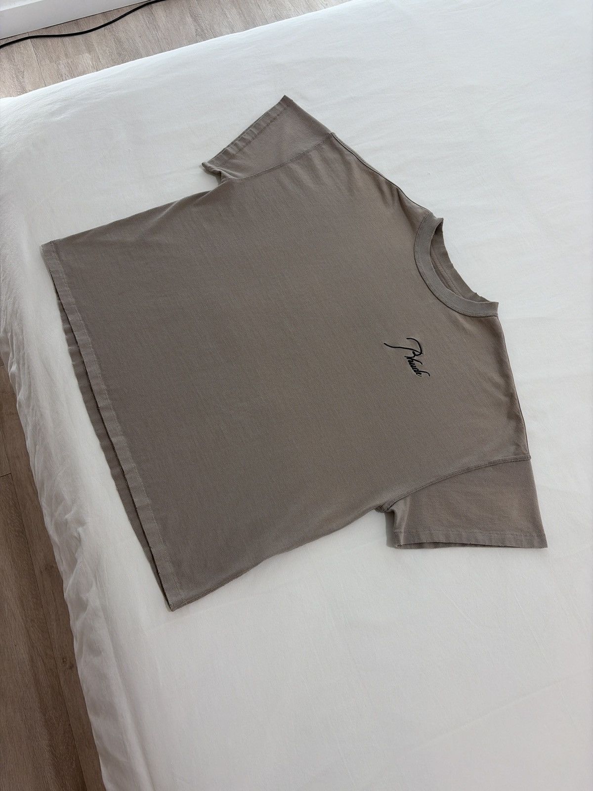 Rhude Rhude Beige Reverse Embroidered Logo Tee Size US L / EU 52-54 / 3 - 3 Thumbnail