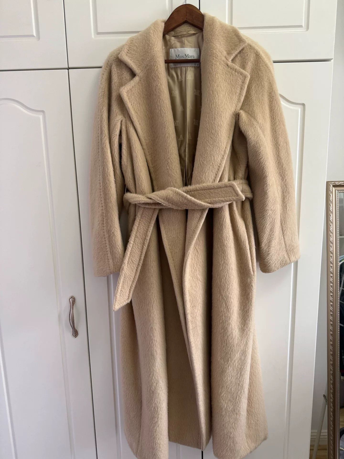 Max Mara Maxmara Camel Wool Long Coat Size US S / EU 44-46 / 1 - 1 Thumbnail