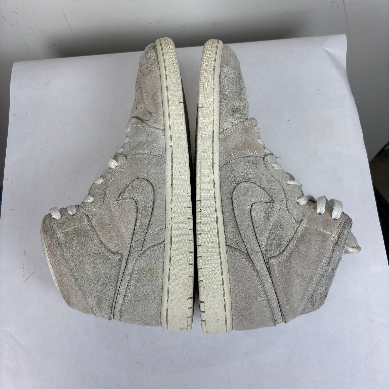 Jordan Brand × Nike Nike Air Jordan 1 Mid SE Craft Pale Shoes Sneakers Men's 11 Size US 11 / EU 44 - 7 Thumbnail