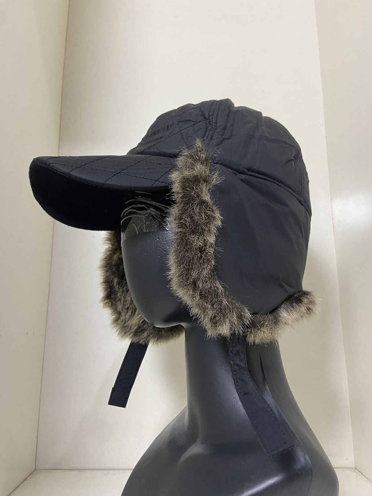 Japanese Brand polini union fuzzy ushanka warm golf hat Size ONE SIZE - 4 Thumbnail