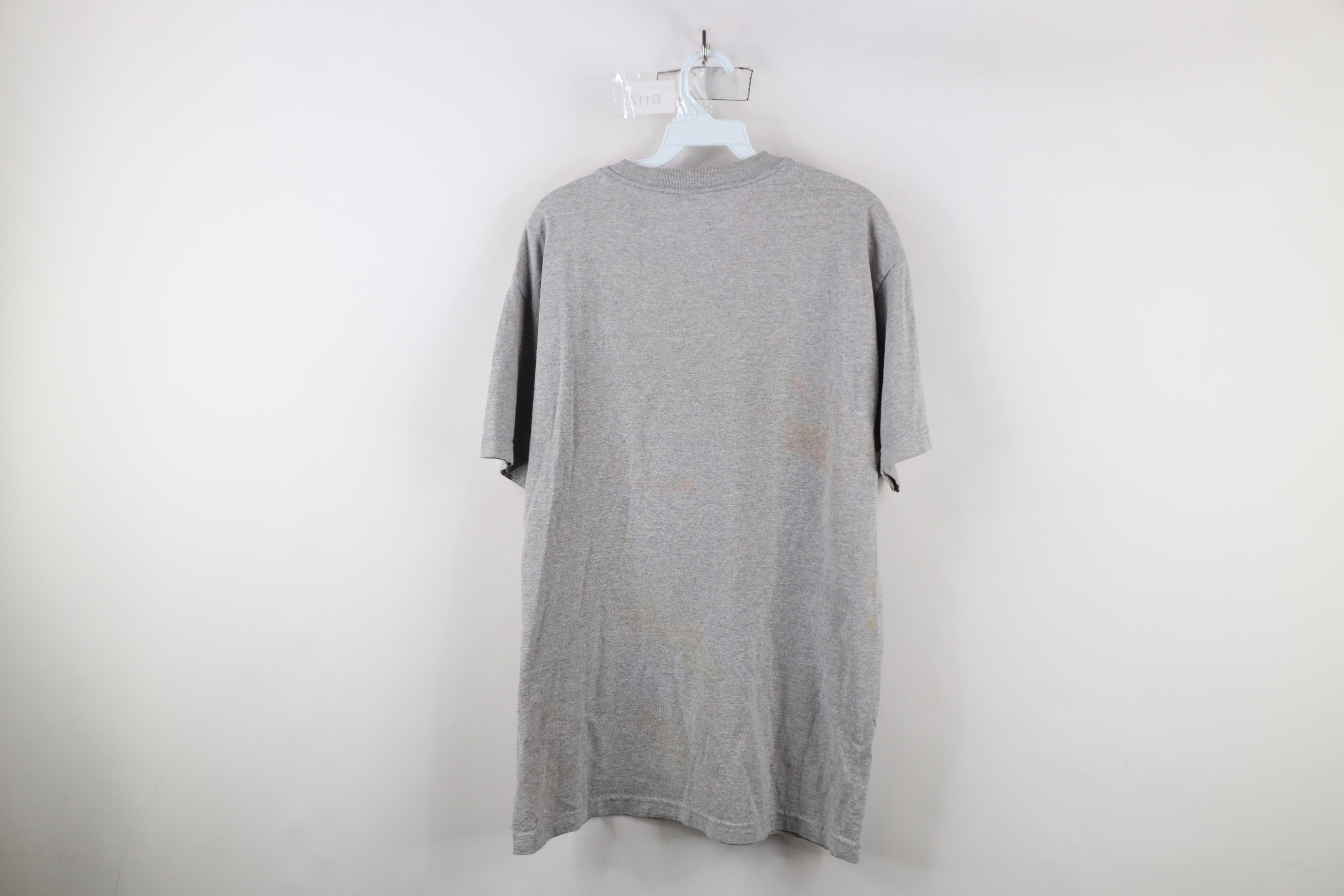 Vintage Vintage Y2K Peanuts Charlie Brown Christmas T-Shirt Gray Size US L / EU 52-54 / 3 - 13 Thumbnail