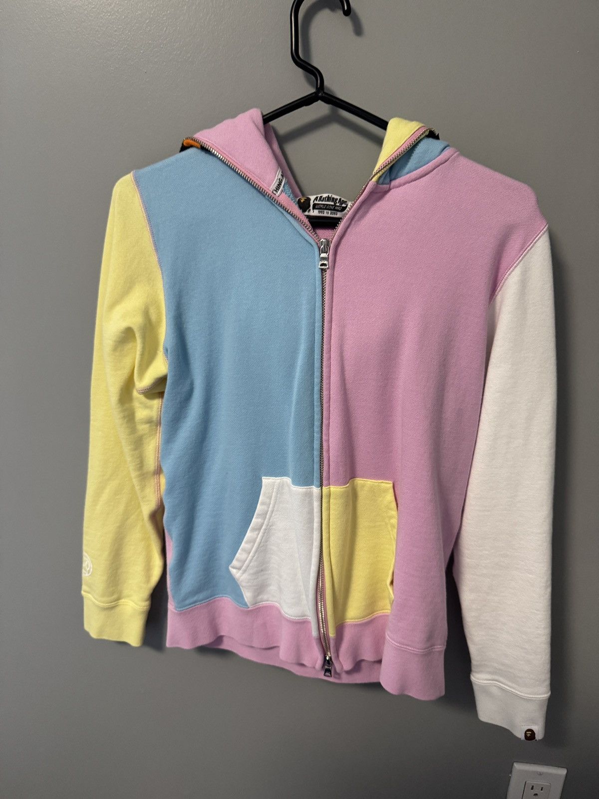 Bape Baby Milo x Bape shark zip up hoodie colorblock pastel Size XS / US 0-2 / IT 36-38 - 1 Thumbnail