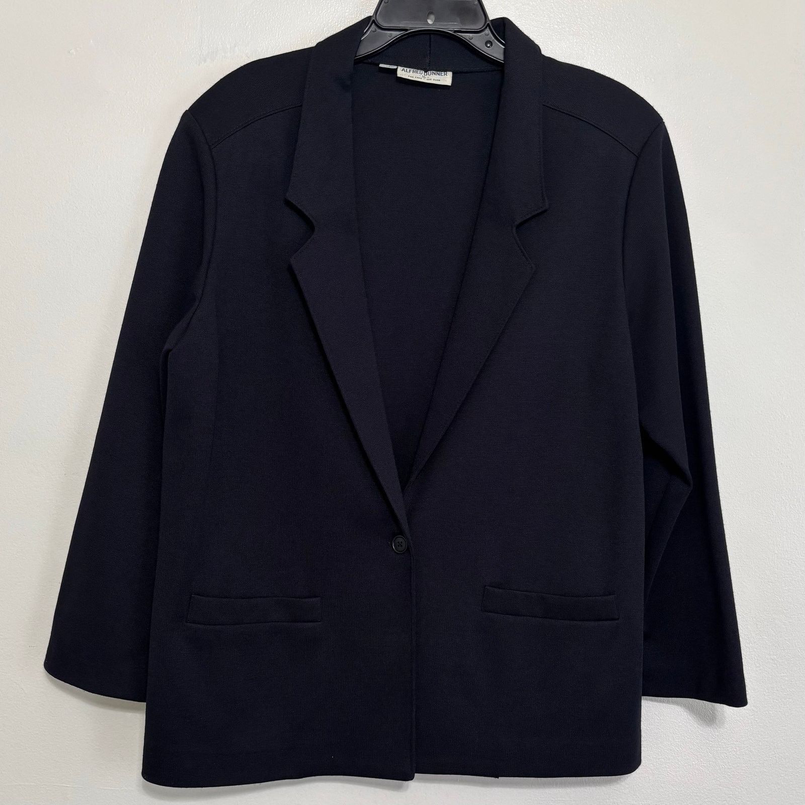 Other Alfred Dunner Black Single Button Blazer Size 16 Size XXL / US 16-18 / IT 52-54 - 1 Thumbnail