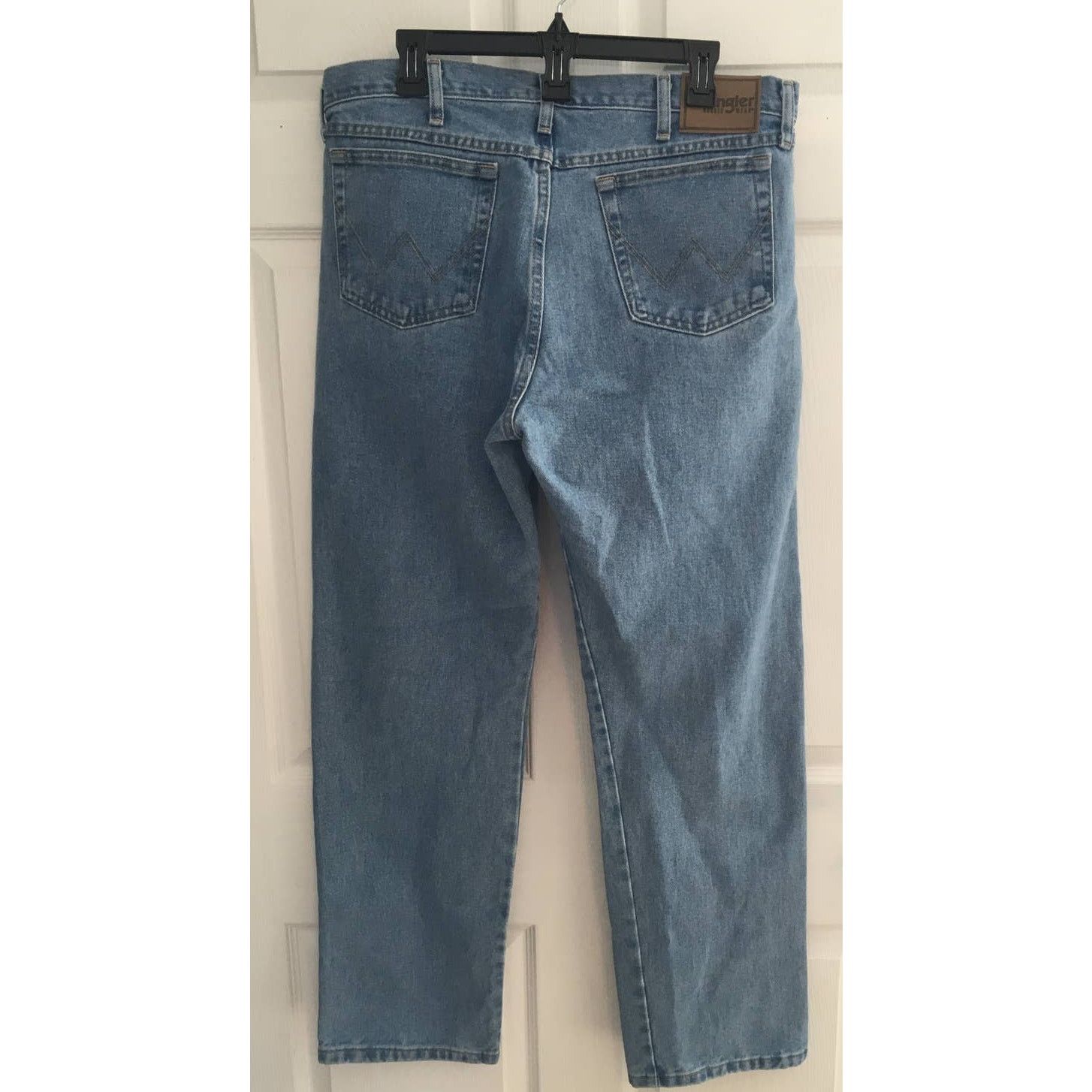 Wrangler Wrangler Rugged Wear Light Wash 5 Pocket Jeans, 36X32 Size US 36 / EU 52 - 2 Thumbnail