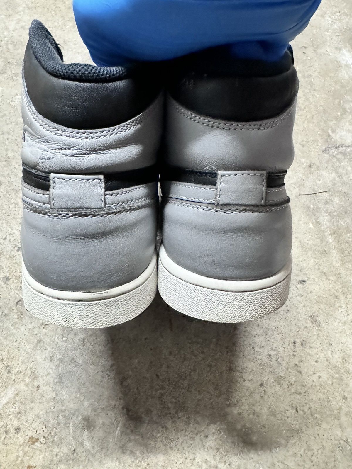 Jordan Brand × Nike Nike Air Jordan 1’s Shadow (2013) Size US 10 / EU 43 - 8 Thumbnail