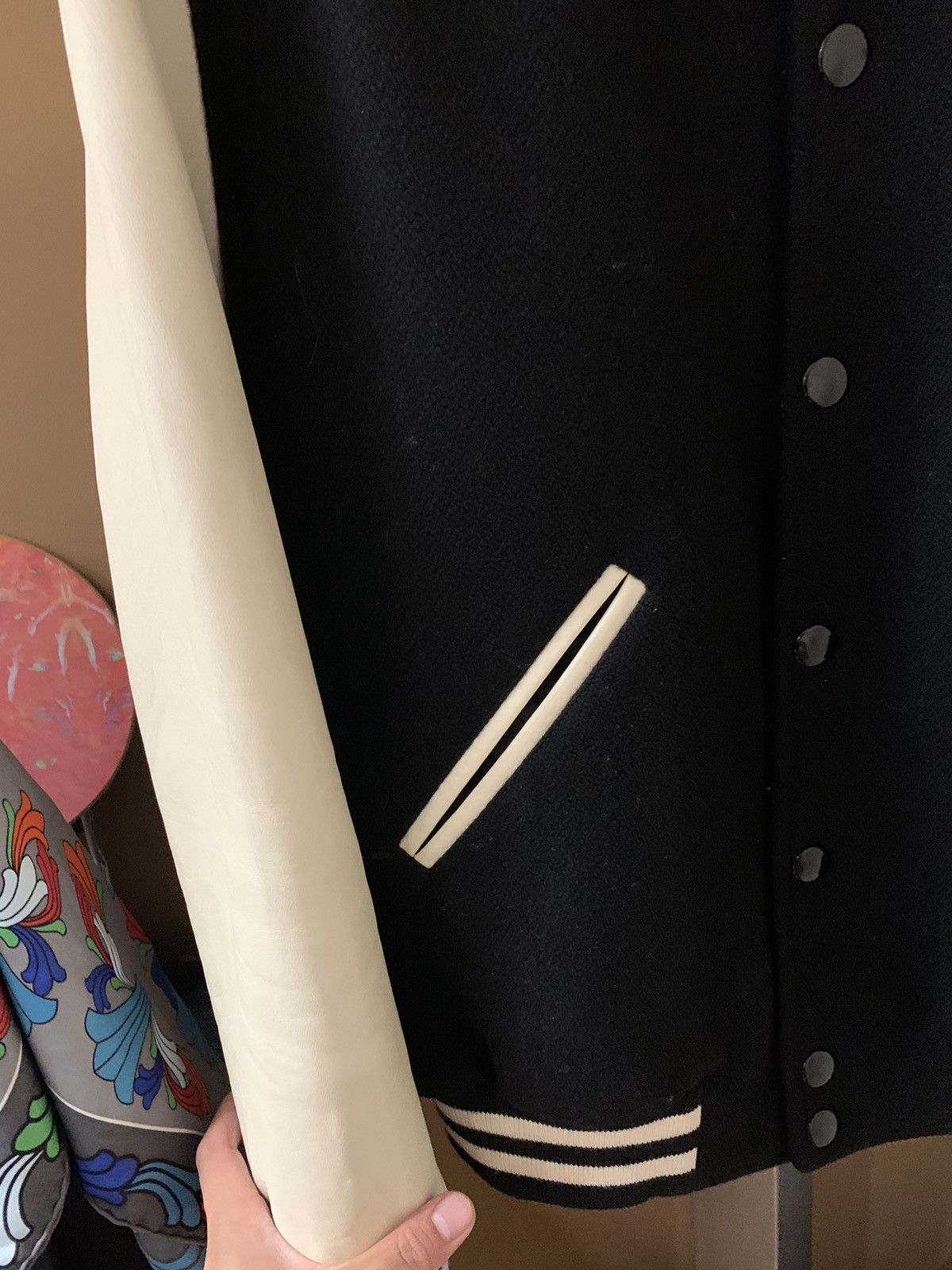 Celine Celine 2025SS Black and White Wool “C” teddy Size US M / EU 48-50 / 2 - 4 Thumbnail