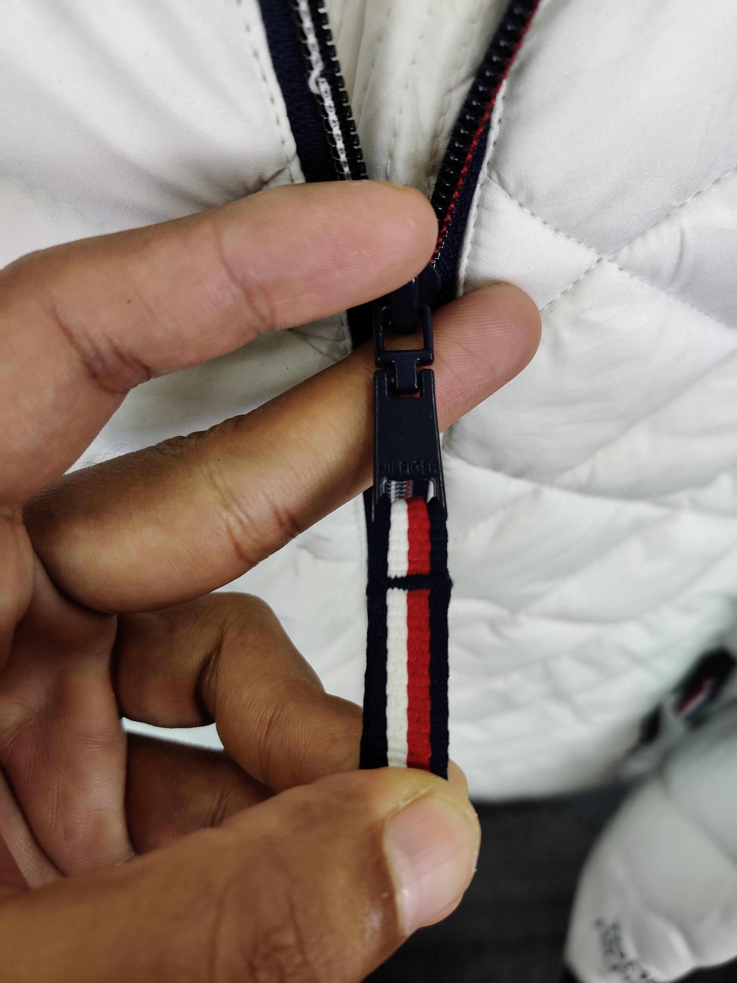Tommy Hilfiger Tommy Hilfiger Down Puffer Jacket Size US L / EU 52-54 / 3 - 11 Thumbnail