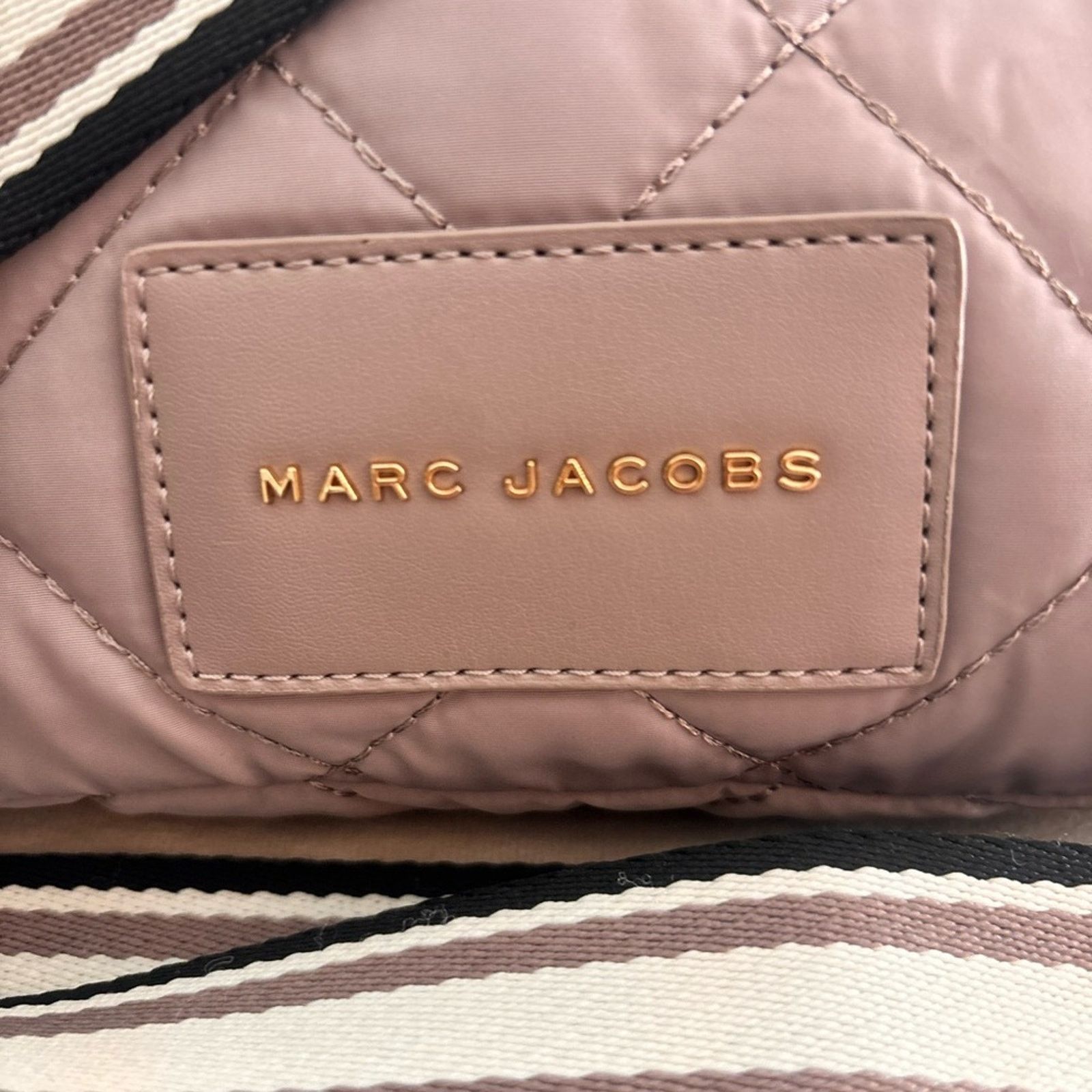 Marc Jacobs Marc Jacobs Quilted Crossbody Bag Taupe with Striped Strap Size ONE SIZE - 3 Thumbnail