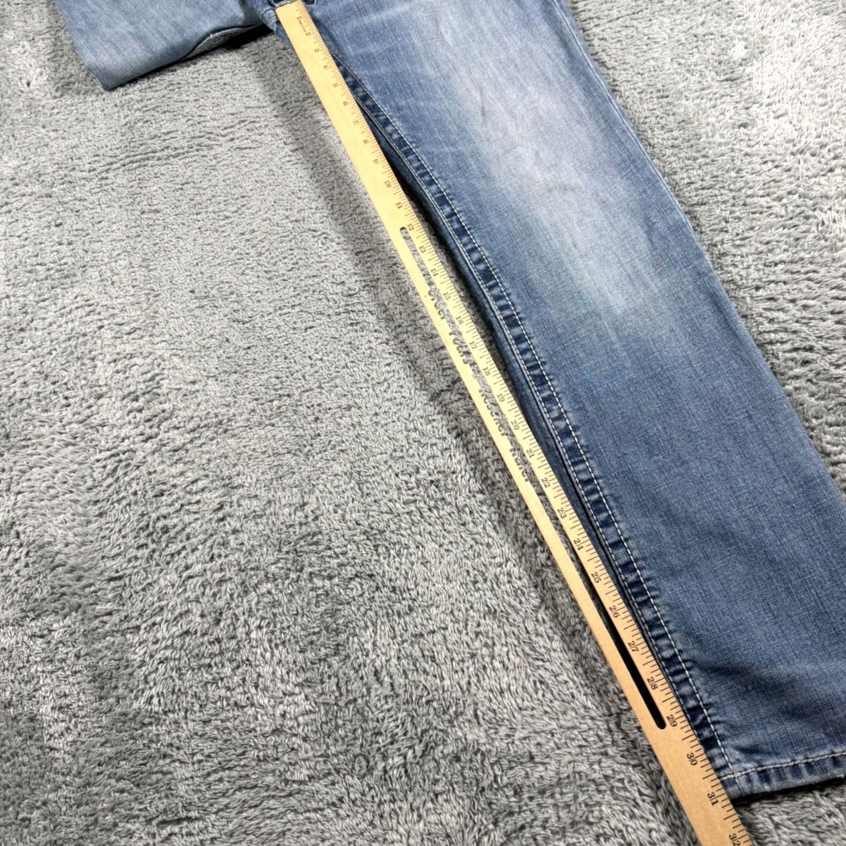 BKE BKE Jake Jeans Straight Leg Medium Wash Western Style embroidered SZ 33x31 Mens Size US 33 - 7 Thumbnail