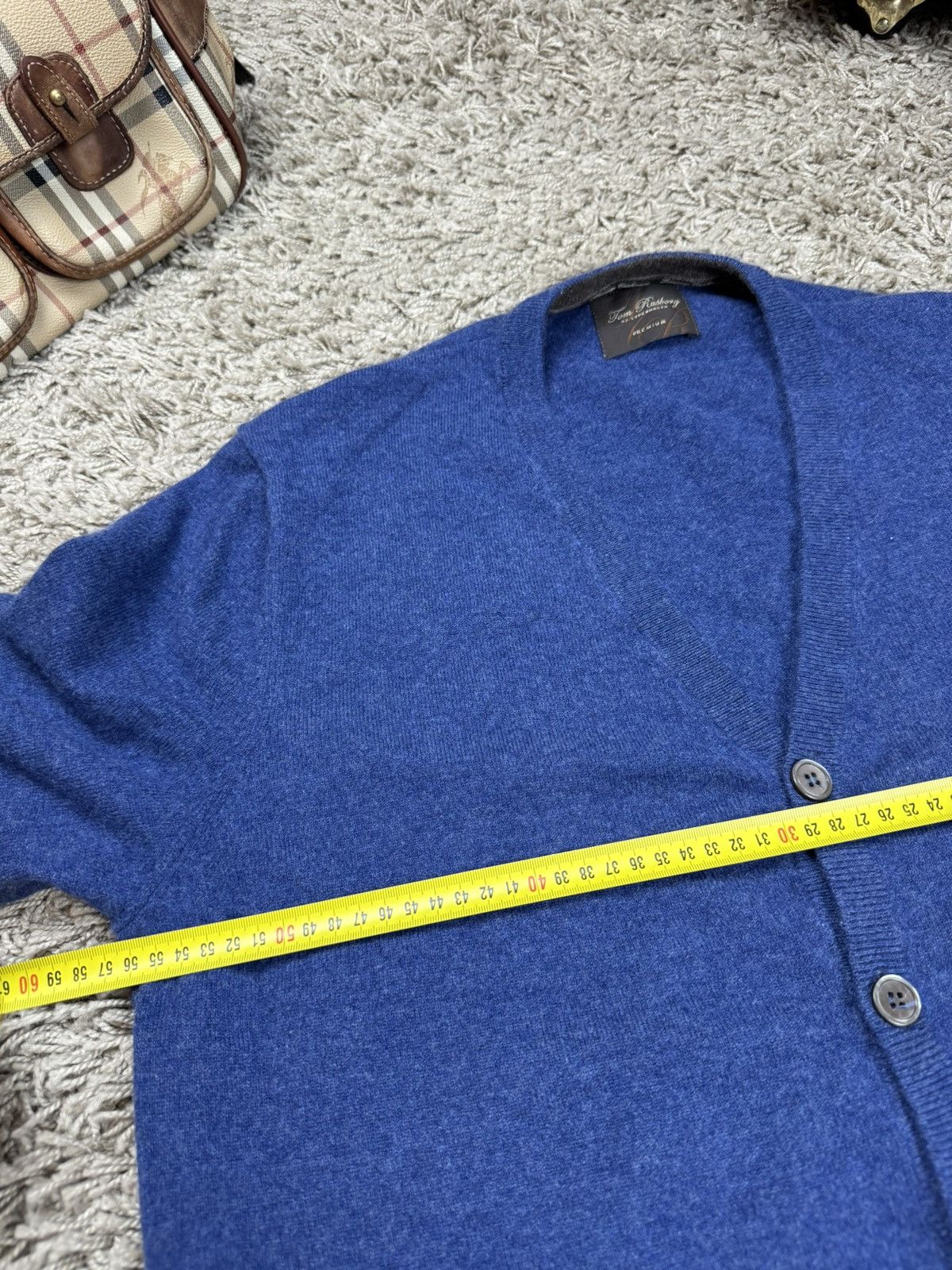 Autumn Cashmere × Extreme Cashmere 100% cashmere sweater original casual old money item Size US XL / EU 56 / 4 - 5 Thumbnail
